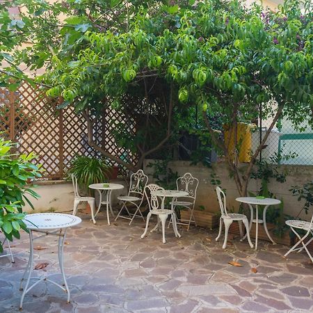 Al Centro, A Due Passi Dal Mare Appartamento Nuovo 안치오 외부 사진